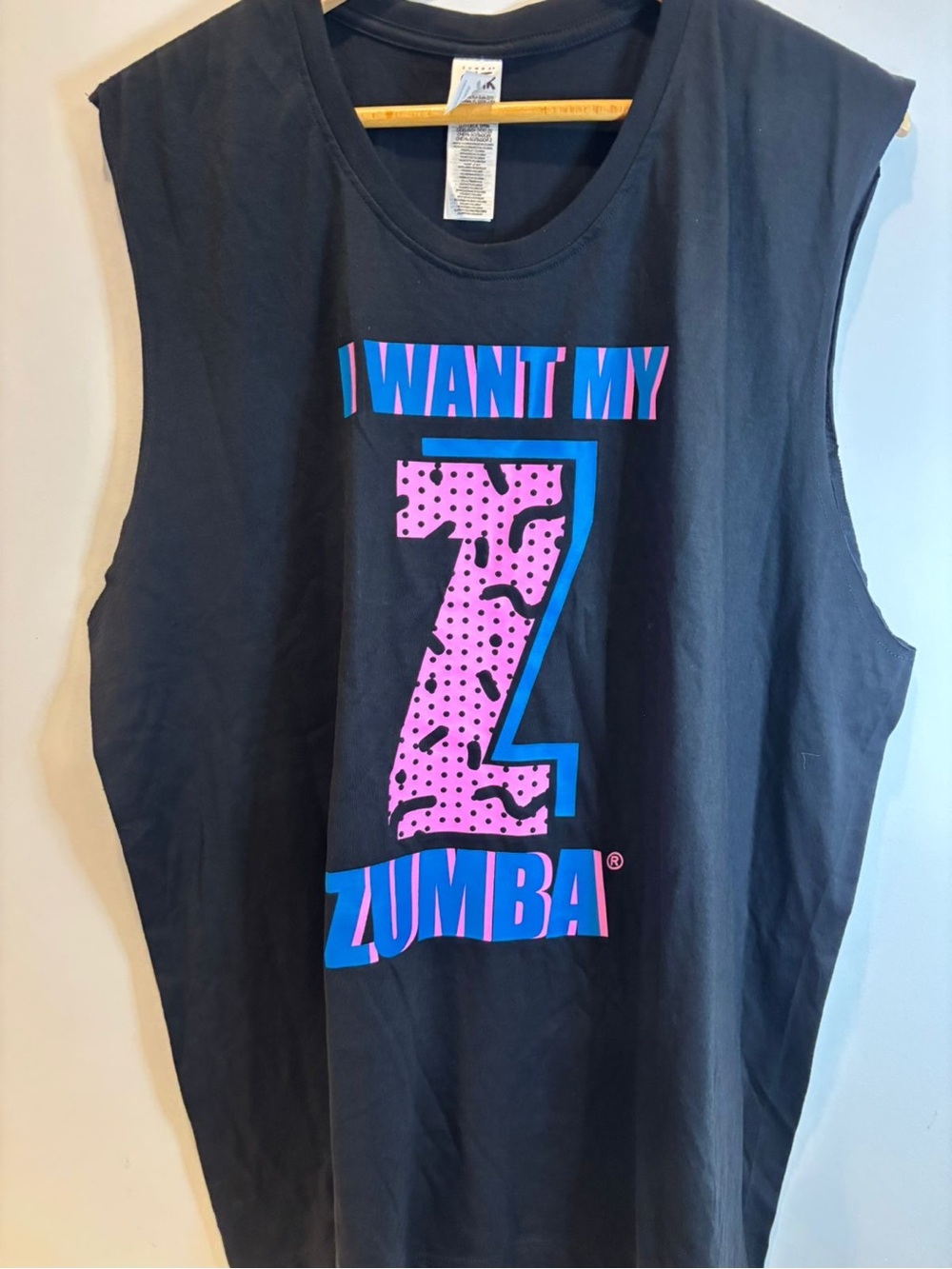 Zumba I Want My Z sleeveless shirt - Size M Women’s / L Men’s